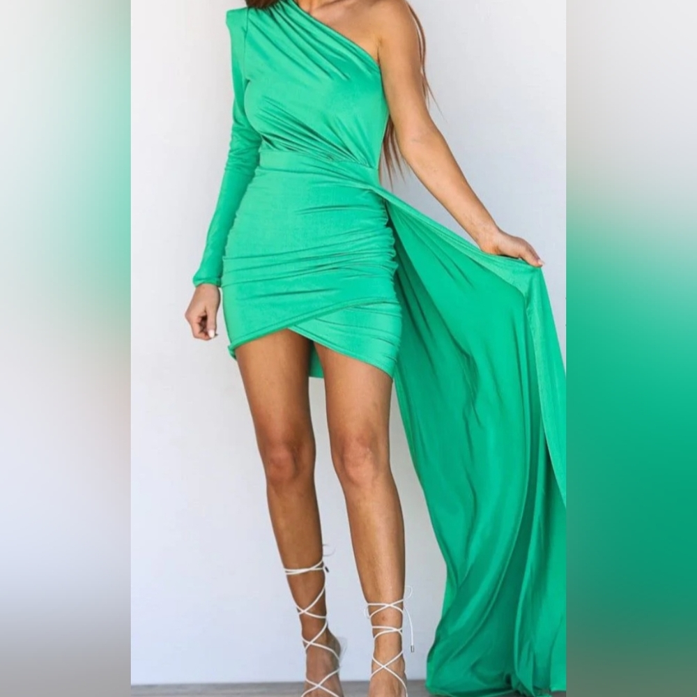 Beautiful green dress size M